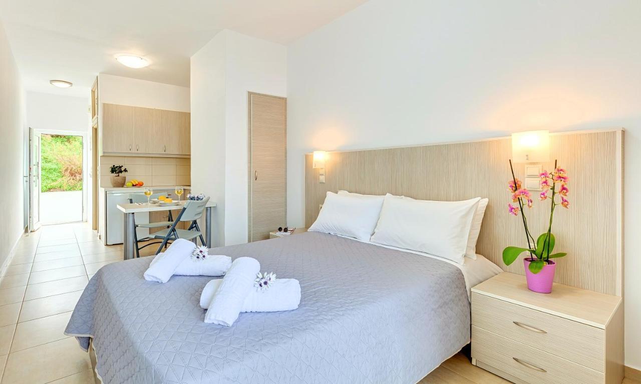 Fodele Beachfront Apts, Βy Idealstay Experience المظهر الخارجي الصورة